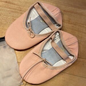 NWOT Stelle Leather Ballet Slippers Size 8 MT Pink
